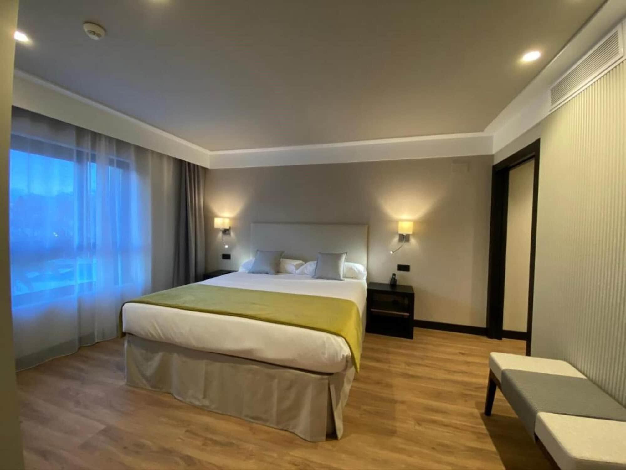 Hotel Parque Real Ciudad Real Luaran gambar